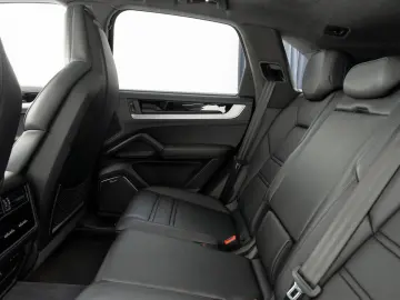 PORSCHE Cayenne Turbo E-Hybrid   Burmester   HD-Matrix