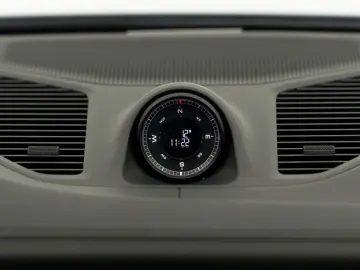 PORSCHE Cayenne Turbo E-Hybrid   Burmester   HD-Matrix