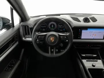 PORSCHE Cayenne Turbo E-Hybrid   Burmester   HD-Matrix