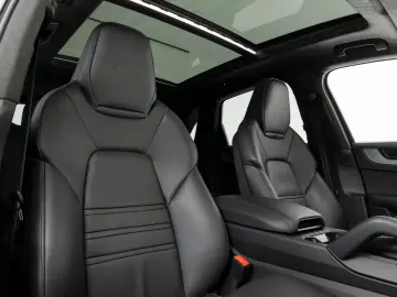 PORSCHE Cayenne Turbo E-Hybrid   Burmester   HD-Matrix