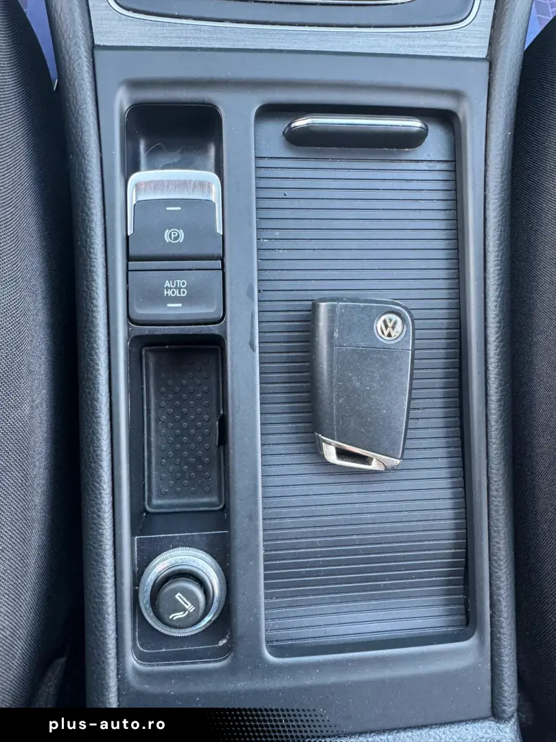 VW GOLF 7   AN 2014  KM 166173 1.4 TSI  BENZINĂ   122 Cp
