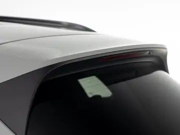 PORSCHE Cayenne S E-Hybrid   InnoD   HinterachsL   HDmtr