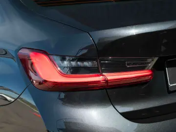 BMW Seria 3 320e Aut. M Sport