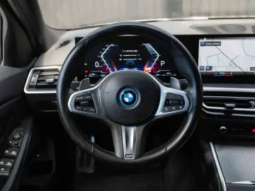 BMW Seria 3 320e Aut. M Sport
