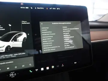 TESLA Model 3 LONGRANGE DUAL-MOTOR NAVI KAMERA PANO SH