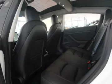 TESLA Model 3 LONGRANGE DUAL-MOTOR NAVI KAMERA PANO SH
