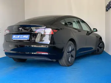 TESLA Model 3 Long Range Dual AWD Klima SHZ 360 Pano 8