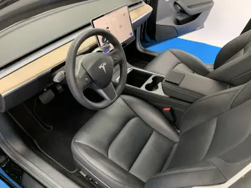 TESLA Model 3 Long Range Dual AWD Klima SHZ 360 Pano 8