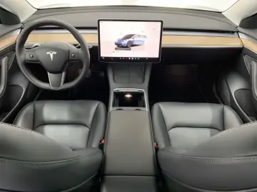 TESLA Model 3 Long Range Dual AWD Klima SHZ 360 Pano 8