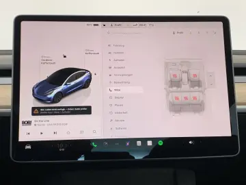 TESLA Model 3 Long Range Dual AWD Klima SHZ 360 Pano 8