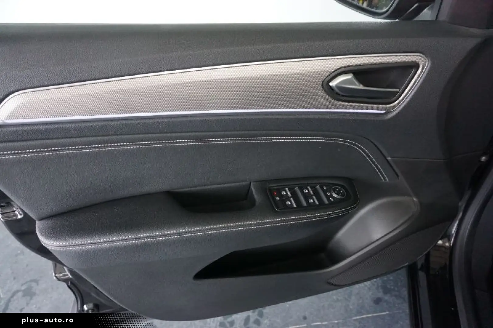 RENAULT ARKANA 1.6 E-Tech 145CP Intens