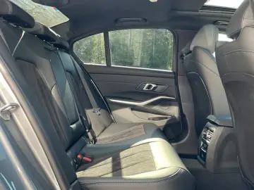 BMW 320d xDrive Limo M Sport LCI AHK ACC HUD NP72000