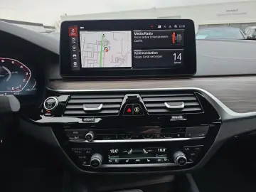 BMW M550i xDrive Lim M Sportpaket Pro Head-Up Standh