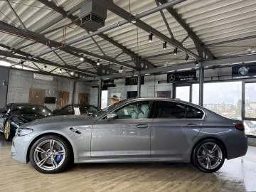 BMW M5  LASER ACC HUD H&K CARBON