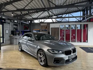 BMW M5  LASER ACC HUD H&K CARBON