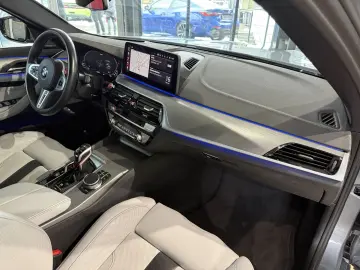 BMW M5  LASER ACC HUD H&K CARBON