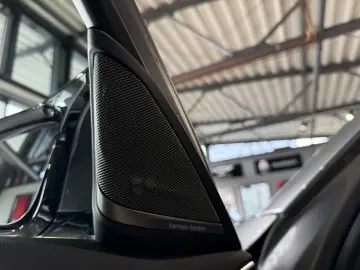 BMW M5  LASER ACC HUD H&K CARBON