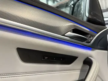 BMW M5  LASER ACC HUD H&K CARBON