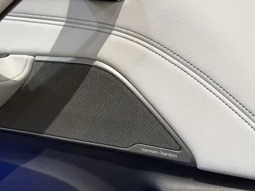 BMW M5  LASER ACC HUD H&K CARBON