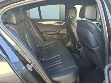 BMW 540 d xDrive M-Sport STNDHZ LASER H&K AHK LEDER