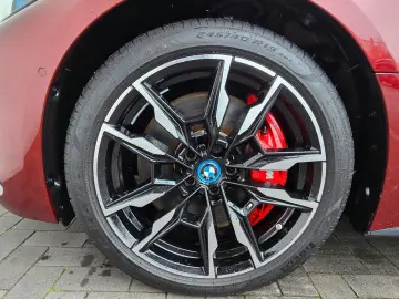 BMW i4 M50 Sportpaket Pro Laser ACC Harman DAPro PA