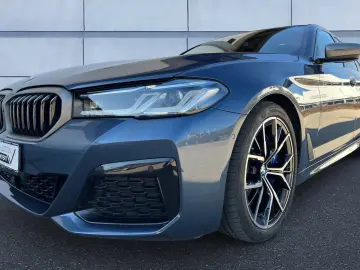 BMW M550i xDrive Limousine Head-UP AHK Laser