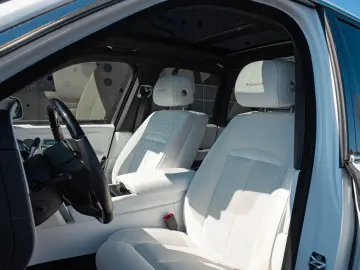 ROLLS ROYCE Cullinan MANSORY  FORGED CARBON ONLY 7600 KM