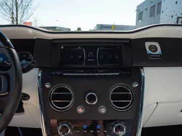 ROLLS ROYCE Cullinan MANSORY  FORGED CARBON ONLY 7600 KM