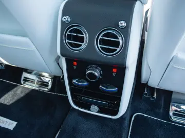 ROLLS ROYCE Cullinan MANSORY  FORGED CARBON ONLY 7600 KM