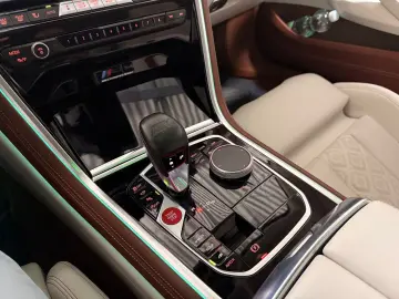 BMW M8 Competition  Bentley Interior Carbon Laser 36