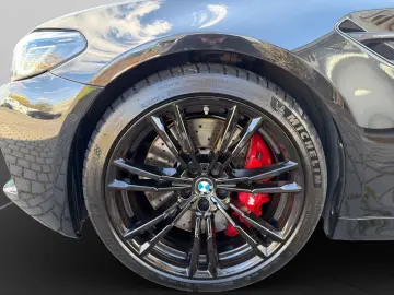 BMW M5 Limousine Laserlicht Driving Assist Prof. 360