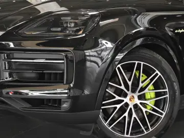 PORSCHE Cayenne E-Hybrid Panorama Head-Up SOFT