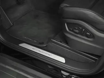 PORSCHE Cayenne E-Hybrid Panorama Head-Up SOFT