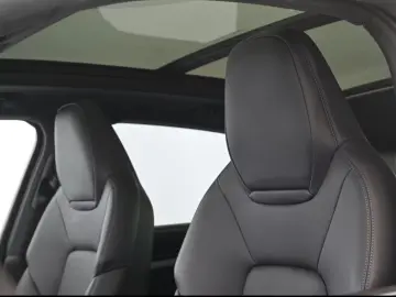 PORSCHE Cayenne E-Hybrid Panorama Head-Up SOFT