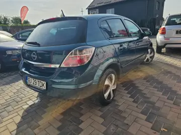 Opel Astra H 1.6i Automata 2008