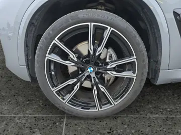 BMW X5 xDrive40i 22 Zoll AHK M Sportpaket Komfortsit