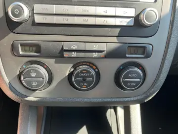 Vw Golf V 2.0 tdi 2007 Dublu Climatronic Cutie 6 1
