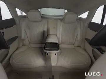 MERCEDES-BENZ EQS 580 4M AMG