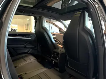 PORSCHE Cayenne S E-Hybrid HA-Lenkung InnoDrive Head-Up