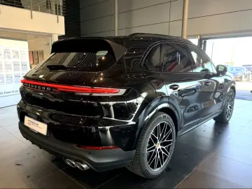 PORSCHE Cayenne S E-Hybrid HA-Lenkung InnoDrive Head-Up