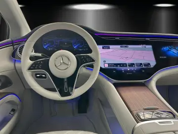 MERCEDES-BENZ EQS 580 AMG