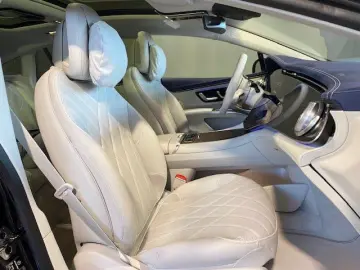 MERCEDES-BENZ EQS 580 4M AMG