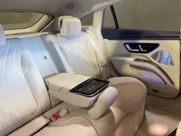 MERCEDES-BENZ EQS 580 4M AMG