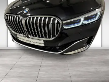 BMW 750i xDrive Limousine Standhzg AHK Massage GSD