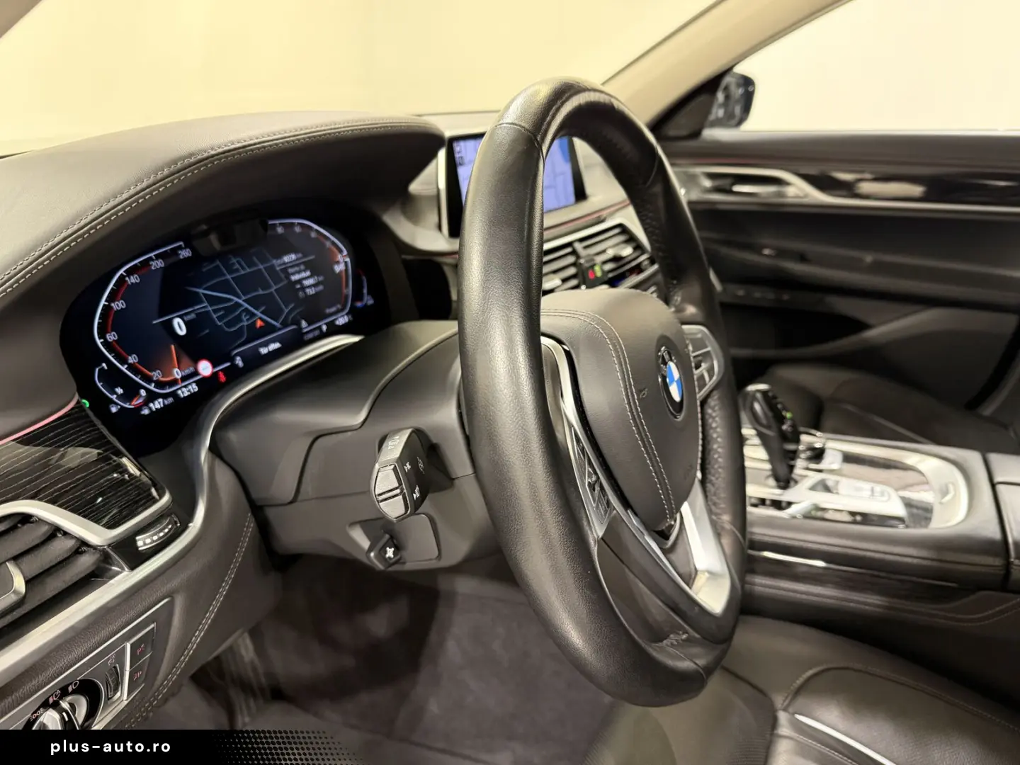 BMW 750i xDrive Limousine Standhzg AHK Massage GSD