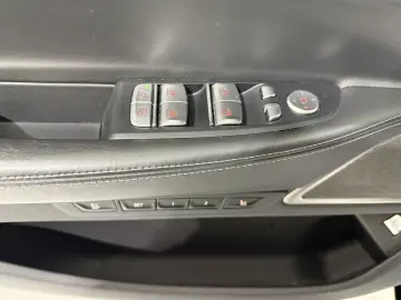 BMW 750i xDrive Limousine Standhzg AHK Massage GSD