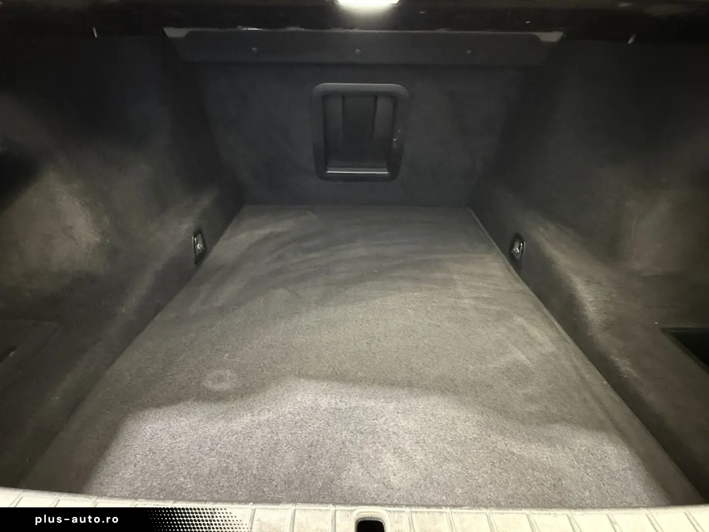 BMW 750i xDrive Limousine Standhzg AHK Massage GSD