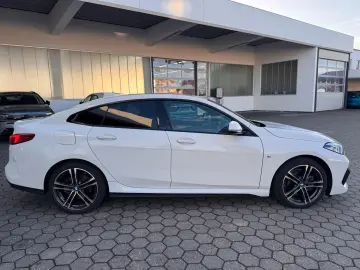 BMW 218i Gran Coupe M-Sport ABSTANDSTEMP PANO KAMERA