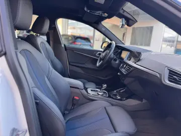 BMW 218i Gran Coupe M-Sport ABSTANDSTEMP PANO KAMERA