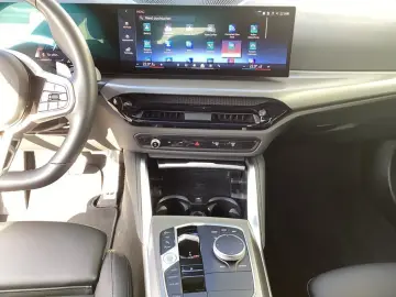 BMW 220i Coupe Aut. M Sport AHK Inno Adapt. LED 360